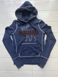 【レアデザイン・ビンテージテイスト】 アバクロ　パーカー