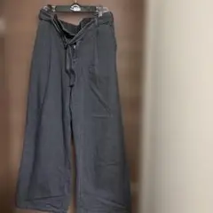 ダークグレー ワイドデニム　ベルト付き