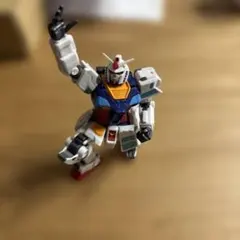ガンダム　フィギュア　関西万博