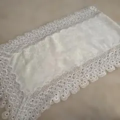 クレイブ レース テーブルセンター　45cm✖️146cm アイボリー