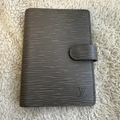 Louis Vuitton エピレザー 手帳カバー