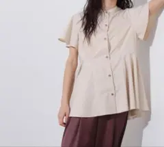 N. Natural Beauty Basic フレアスリーブペプラムブラウスのサムネイル