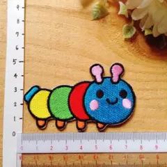 刺繍アイロンワッペン 1枚 いもむし 昆虫 かわいい カラフル CTP011