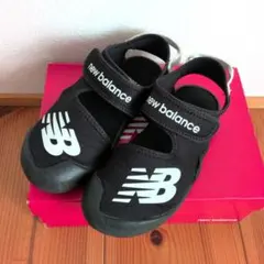 New Balance ニューバランス キッズサンダル 20cm 黒 水陸両用