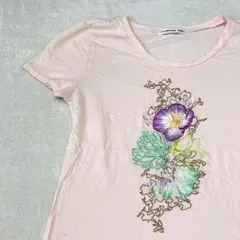 VIVIENNETAM ヴィヴィアンタム　刺繍　花柄　Tシャツのサムネイル