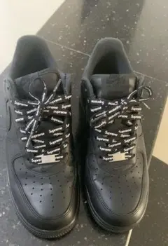 Nike Air Force 1 Supreme ブラック