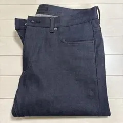【新品】 UNIQLO スリムストレートジーンズ セルビッジのサムネイル