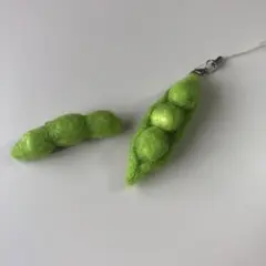 フェルト製エダマメストラップとブローチセット