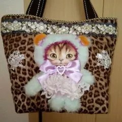 ＊コヤンイサムチョン＊小さめのトート[くまの着ぐるみネコちゃん♥]