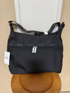 Item thumbnail for item 91c89f3b-3c35-4dbc-b5f9-e59f45405ba5