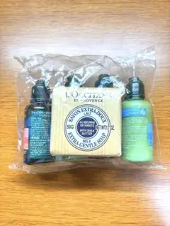 最終価格　新品未使用　ロクシタン旅行用シャンプーセット