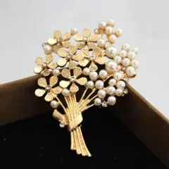 花束 ゴールド パール ブローチ 韓国風 可愛い 上品 おしゃれ ワンポイント