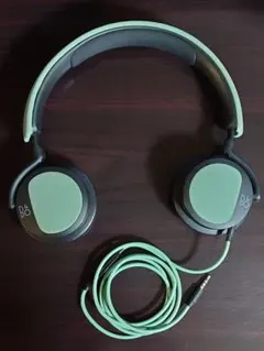 Bang&Olufsen B&O PLAY Beoplay H2のサムネイル
