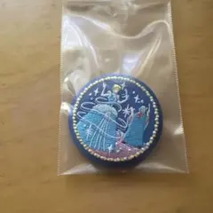 【匿名配送】ディズニー刺繍缶バッジ　シンデレラのサムネイル
