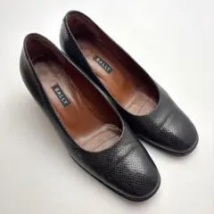 BALLY　レザーパンプス　本革　型押し　ブラック　太ヒール　シンプル　２２ｃｍのサムネイル