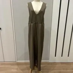 しまむら　ブラウン Vネック オールインワン　Mサイズ
