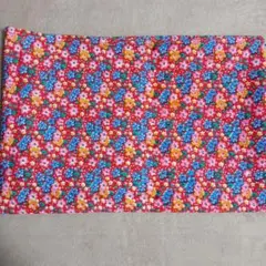 赤地 多色花柄 綿生地 （新品）