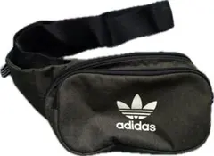 adidas ボディバッグ