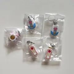 プリキュアオールスターズ 変身めじるしアクセサリー ガチャガチャ 5点まとめ売りのサムネイル