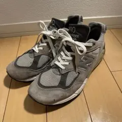 Newbalance M990v2