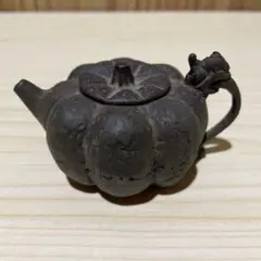 ☆激安☆大幅値下げ骨董品・朱泥桃型水差し猿紋唐物 - メルカリ