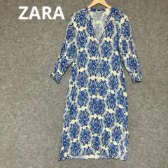 ZARA 青とクリーム色の長袖ロングワンピース