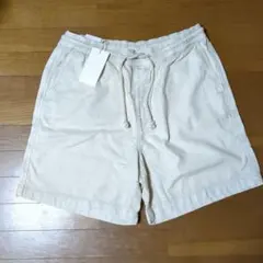 新品　ZARA　ショートパンツ　XL　ベージュ系