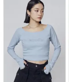 EMODA ロゴパッチクロップドロンT ブルーのサムネイル