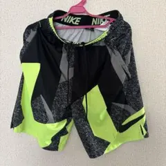 NIKE ハーフパンツ S