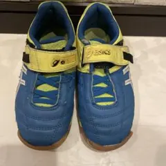 フットサルシューズ　17センチ