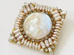 アンティーク風パールブローチ