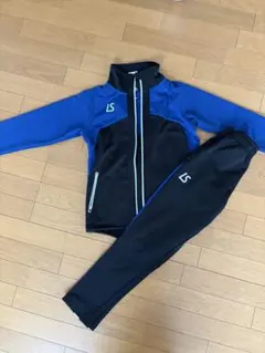 ルースイソンブラ　ジャージ上下セット150