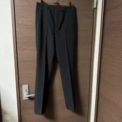 UNIQLO 感動スリムパンツ
