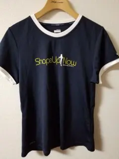 美。NIKEレディースドライTシャツ