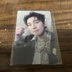 HAPPY BURSTDAY 一直娱 yzy ウォヌ 2.0 トレカ