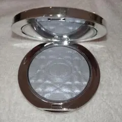 美品ディオールスキン フォーエヴァー グロウ ルミナイザー 05ブルーストロボ