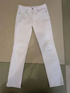 Item thumbnail for item 36ed976b-7d4c-43ad-87bd-59db5a24d530