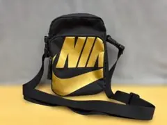 ナイキNIKE BA6344グラフィックロゴショルダーバッグ★A25594