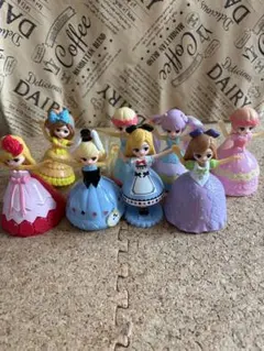 ハッピーセット　リカちゃん　８体セット