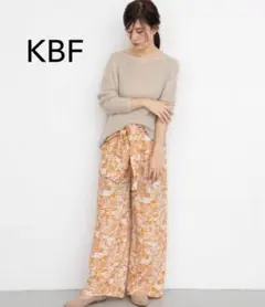 新品　KBF オレンジ　townプリントジャンプスーツのサムネイル