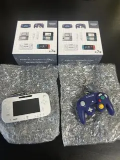 ニンテンドー　ゲームキューブ WiiU コントローラー キーホルダー