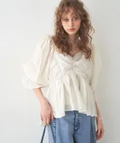 ラベルエチュード・ブラウスのサムネイル