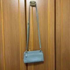 ペレボルサ　レザー　お財布ポシェット　レネット