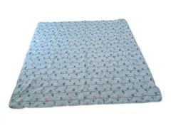 【美品】ラグマット 180✕180 夏用　数回しか使用してません。のサムネイル