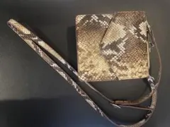 アメリ　パイソン柄バッグ