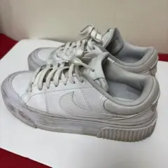 NIKE Wコート レガシー リフト WDM7590 ABC-MART限定