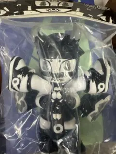 GRAPE BRAIN SNKRDUNK 鬼蜘蛛忍者ハッカク ソフビ