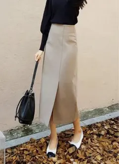 美品♡dholic スリットHラインスカート グレーベージュのサムネイル