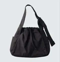 【中古美品】UNIQLO : C ソフトパフィーショルダーバッグ（2025年）