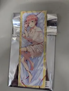 五等分の花嫁 ネグリジェ ロング缶バッジ 中野一花